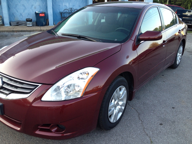 Nissan Altima 2010 photo 2