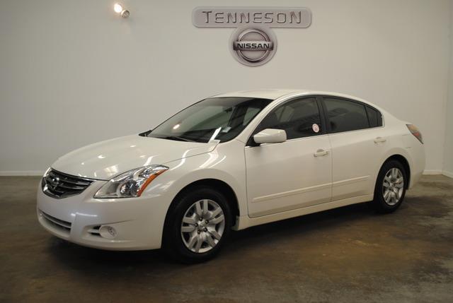 Nissan Altima 2010 photo 3