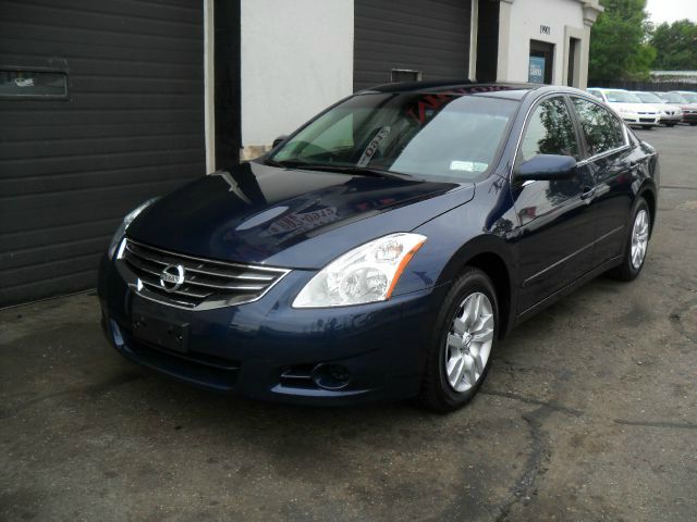 Nissan Altima 2010 photo 4