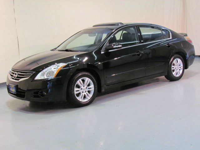 Nissan Altima 2010 photo 3