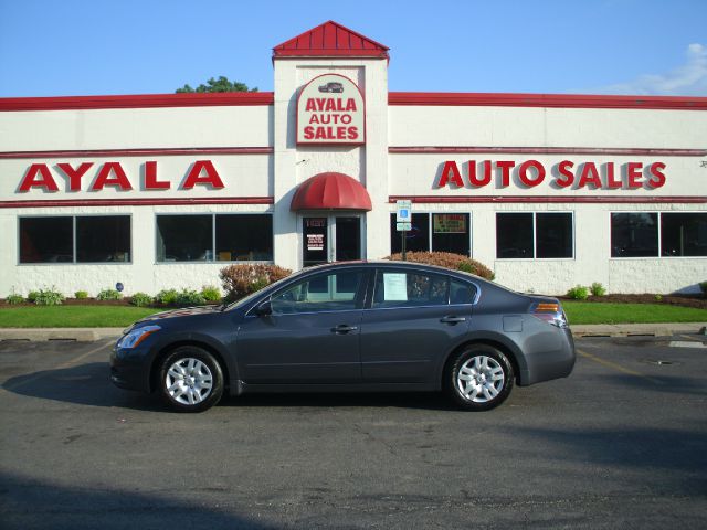 Nissan Altima 2010 photo 4