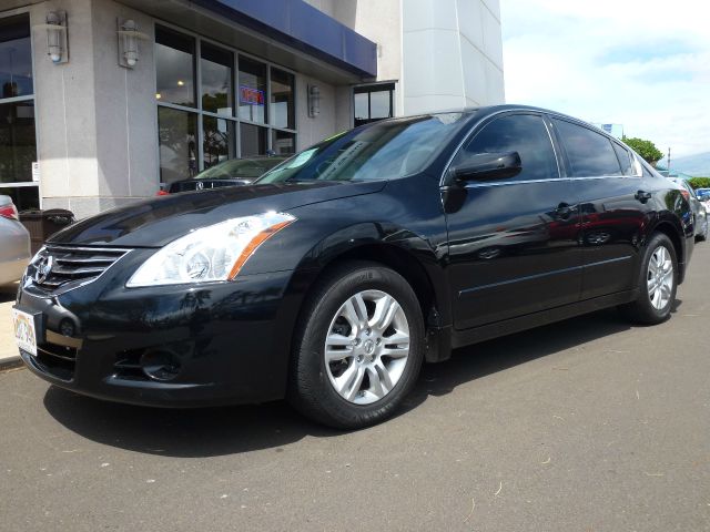 Nissan Altima 2010 photo 1