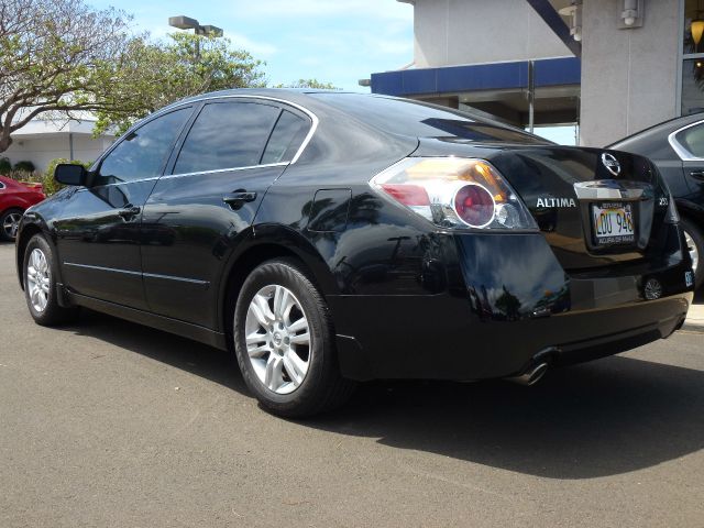 Nissan Altima 2010 photo 7