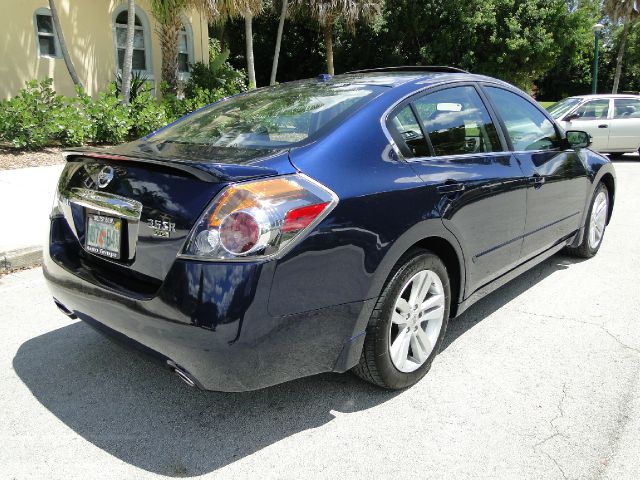 Nissan Altima 2010 photo 3