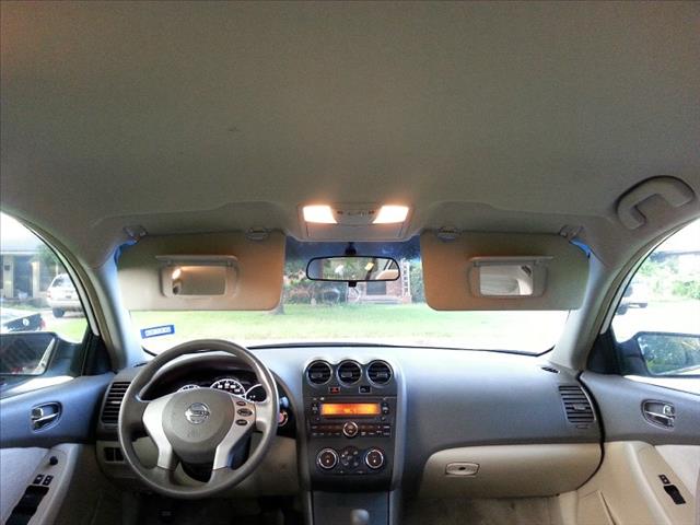 Nissan Altima 2010 photo 33