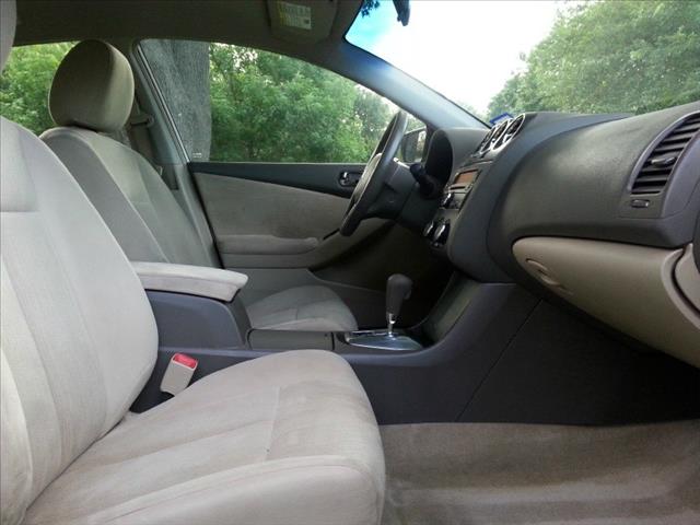 Nissan Altima 2010 photo 47