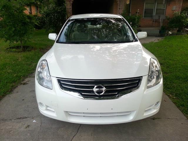 Nissan Altima 2010 photo 55