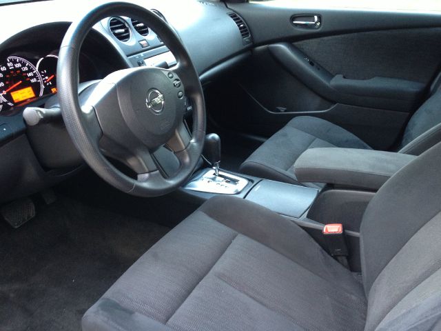 Nissan Altima 2010 photo 55