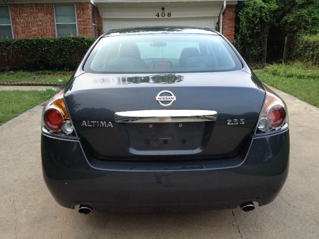 Nissan Altima 2010 photo 61