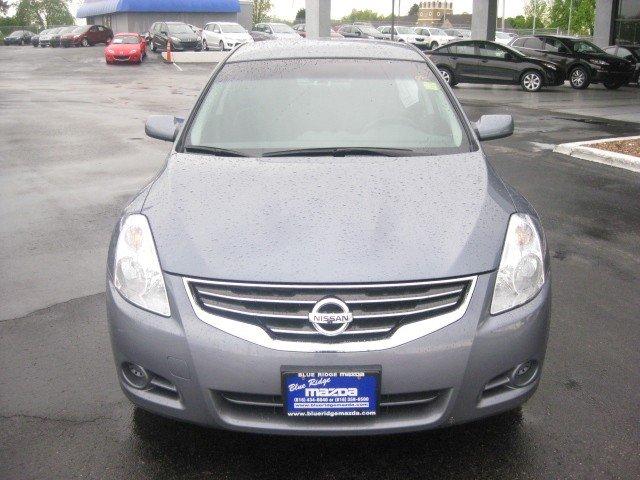 Nissan Altima Unknown Sedan