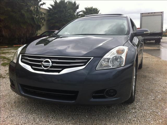 Nissan Altima 2010 photo 3