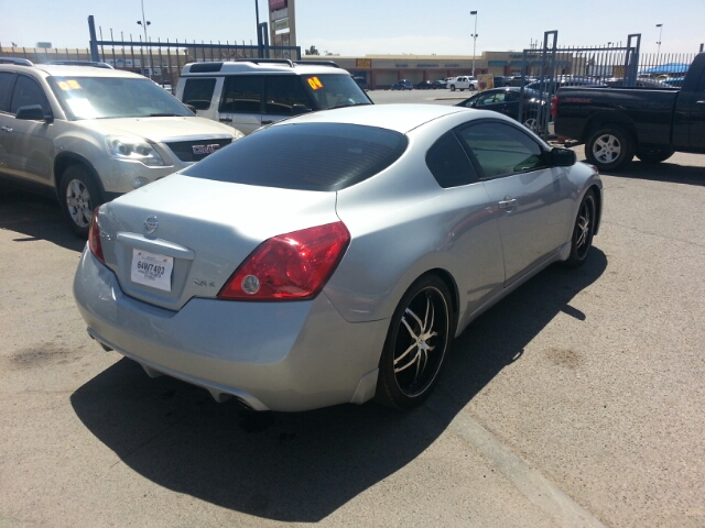 Nissan Altima 2010 photo 8