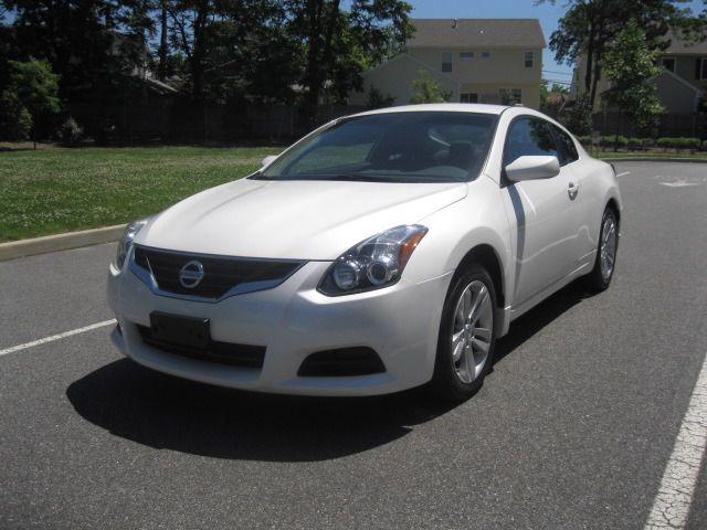 Nissan Altima 2010 photo 11