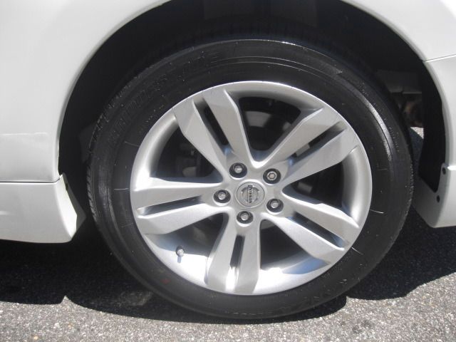 Nissan Altima 2010 photo 17