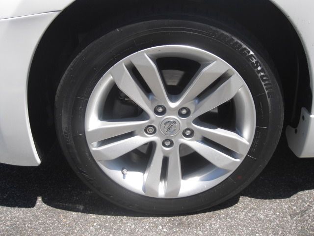 Nissan Altima 2010 photo 18