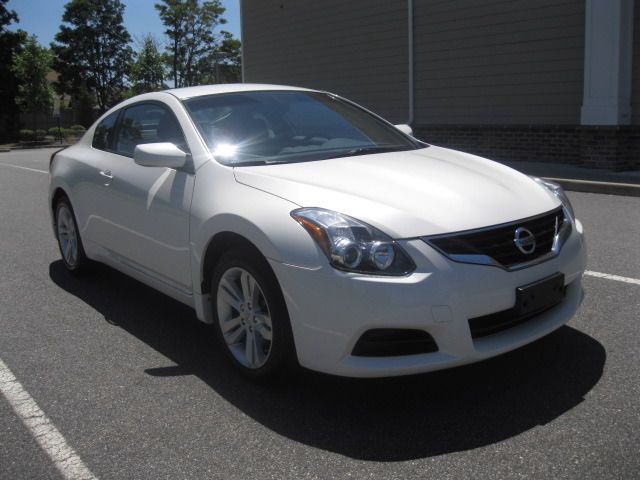 Nissan Altima 2010 photo 3