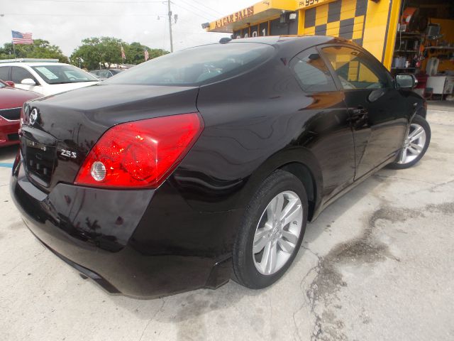 Nissan Altima 2010 photo 7