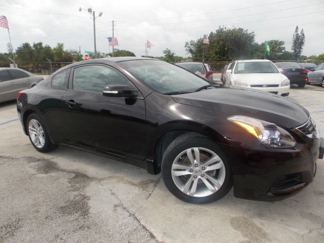 Nissan Altima 2010 photo 8