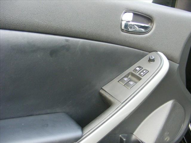 Nissan Altima 2010 photo 3