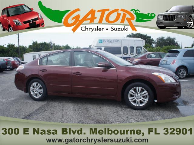 Nissan Altima 2010 photo 2