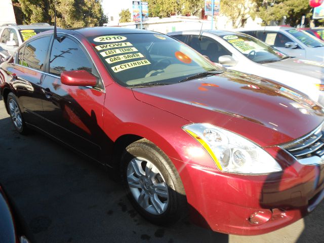 Nissan Altima Pickupslt Quad Cab SWB 4WD 4x4 Truck Sedan