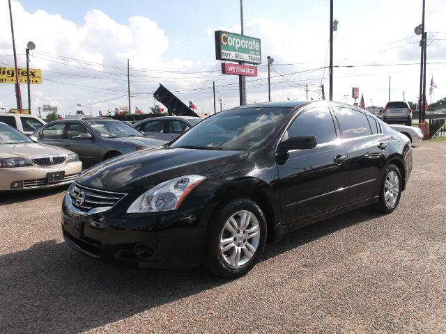 Nissan Altima 2010 photo 8