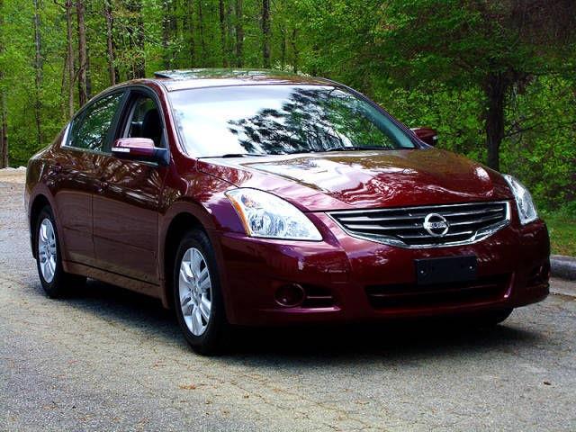 Nissan Altima 2010 photo 8