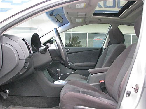 Nissan Altima 2010 photo 4