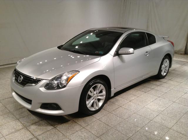 Nissan Altima 2010 photo 2