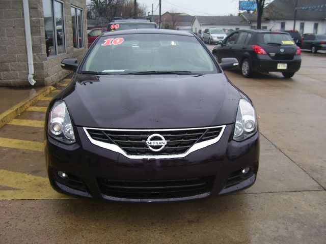 Nissan Altima 2010 photo 4