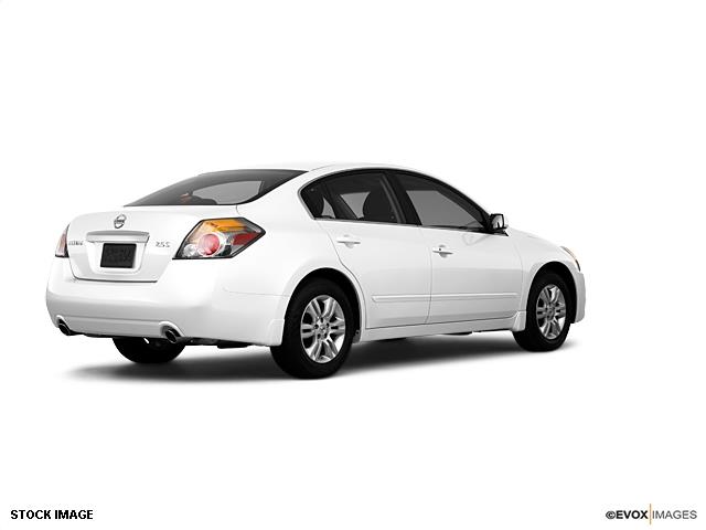 Nissan Altima Unknown Sedan