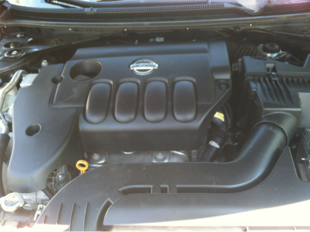 Nissan Altima 2010 photo 4