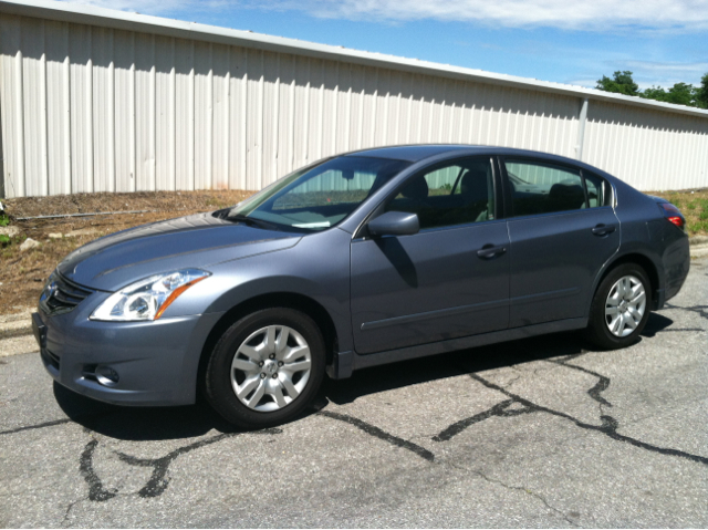 Nissan Altima 2010 photo 7