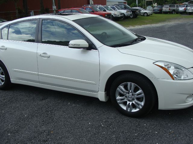 Nissan Altima 2010 photo 10