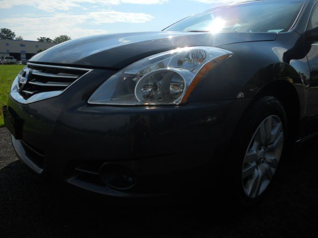 Nissan Altima 2010 photo 12