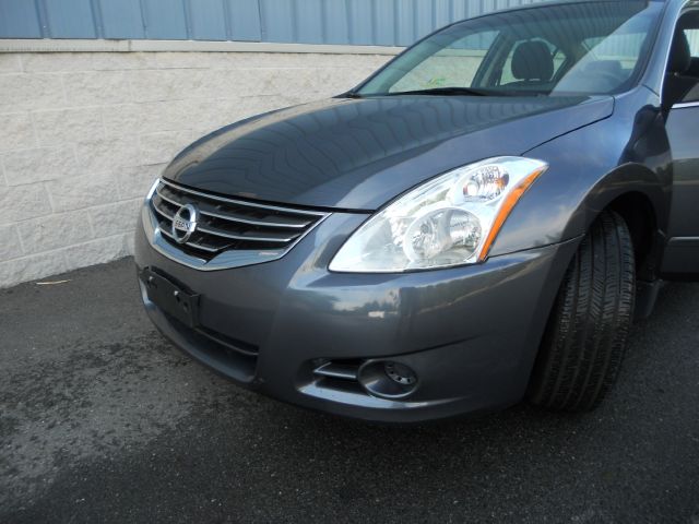 Nissan Altima 2010 photo 8