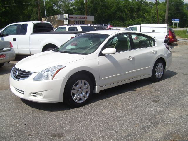 Nissan Altima 2010 photo 4