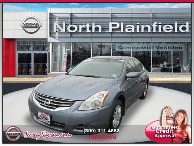 Nissan Altima 2010 photo 1