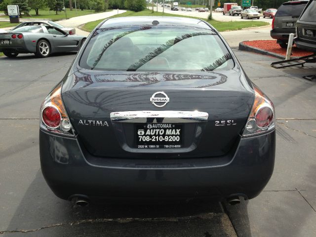 Nissan Altima 2010 photo 12