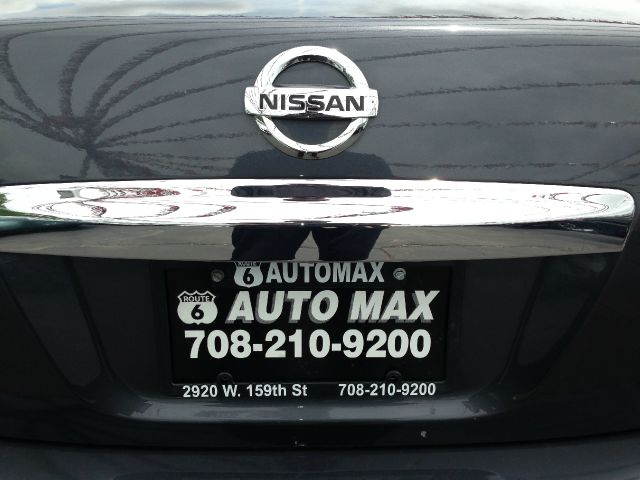 Nissan Altima 2010 photo 14