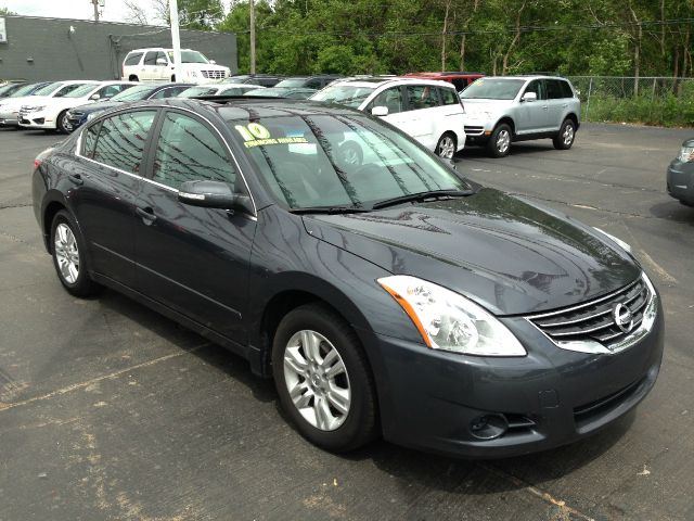 Nissan Altima 2010 photo 17