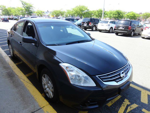 Nissan Altima 2010 photo 8