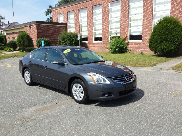 Nissan Altima 2010 photo 4