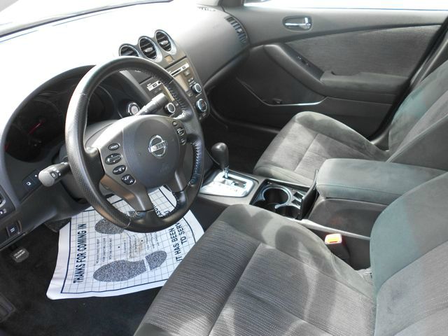 Nissan Altima 2010 photo 4