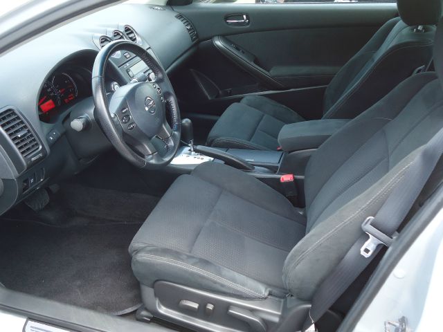 Nissan Altima C/k1500 2WD Extended Cab Coupe