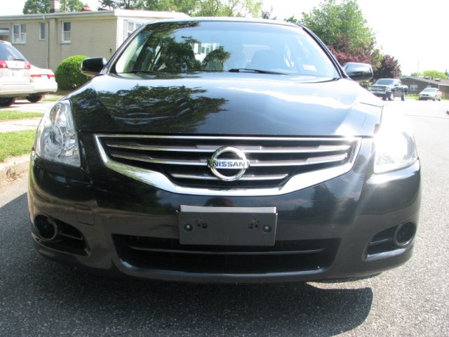 Nissan Altima 2010 photo 19