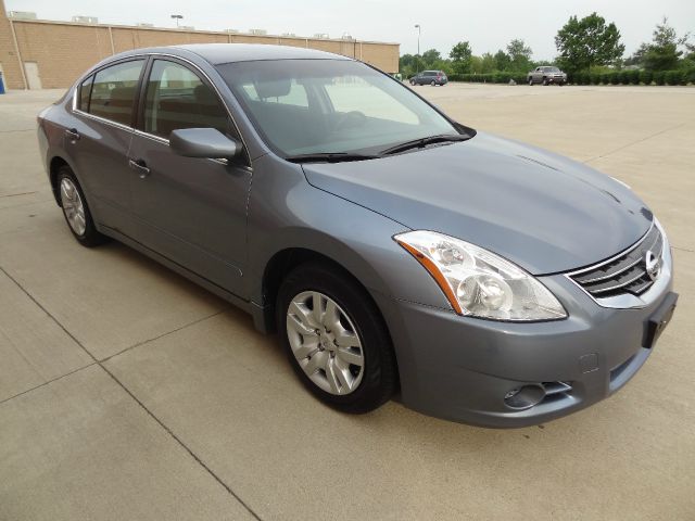 Nissan Altima 2010 photo 7