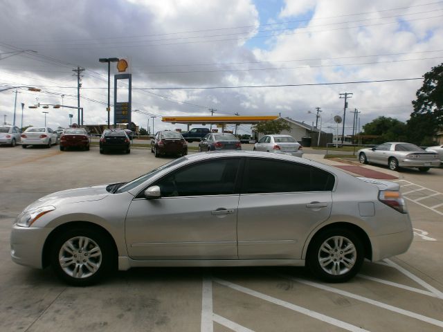 Nissan Altima 2010 photo 27