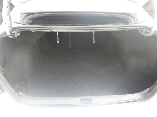 Nissan Altima 2010 photo 31