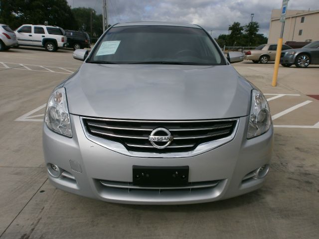 Nissan Altima 2010 photo 7